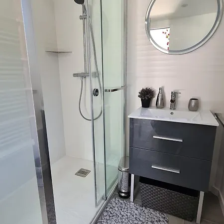 Apartment Charming Proche Dolce Via Saint-Fortunat-sur-Eyrieux
